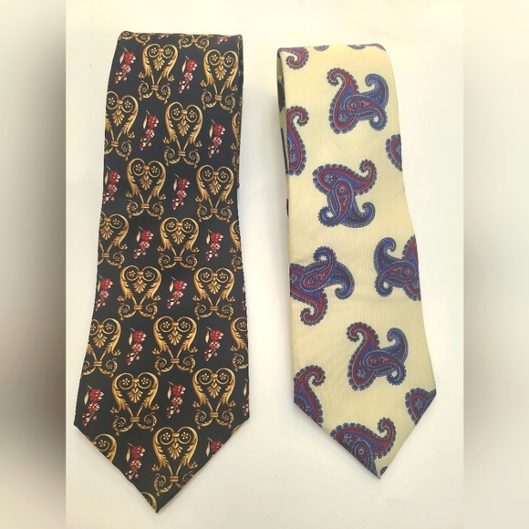 2/20 Christian Dior Vintage set of silk Italian ties. - Picture 6 of 6